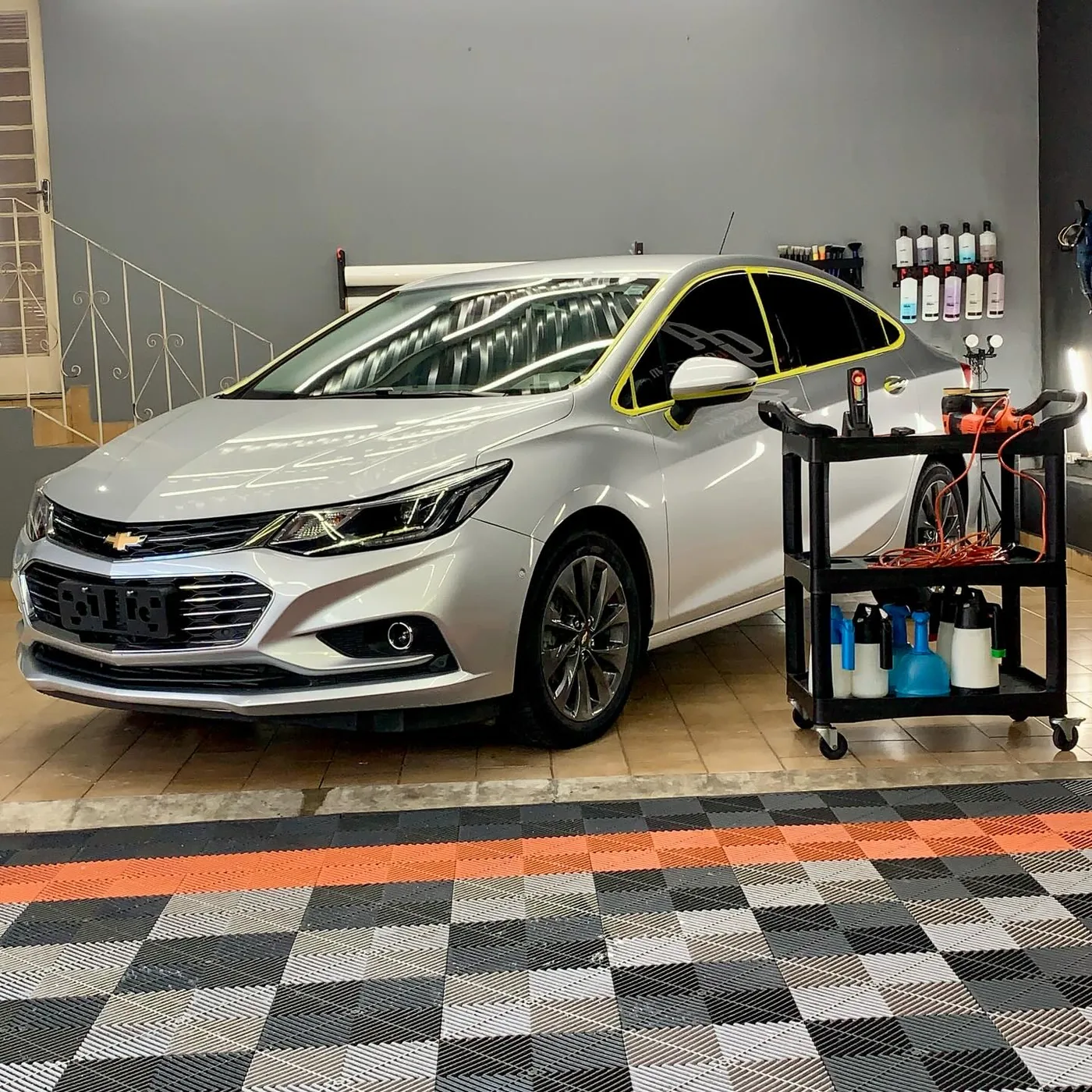 Película automotiva aplicada pela Garagem Aragão em Mogi Mirim